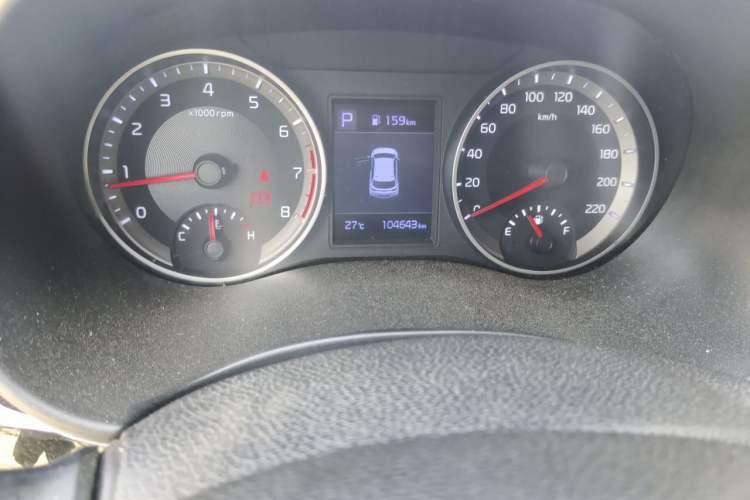 Used Kia kx1 Stonic 2019 1.4L Automatic Fun Edition China VI Odometer Close Up