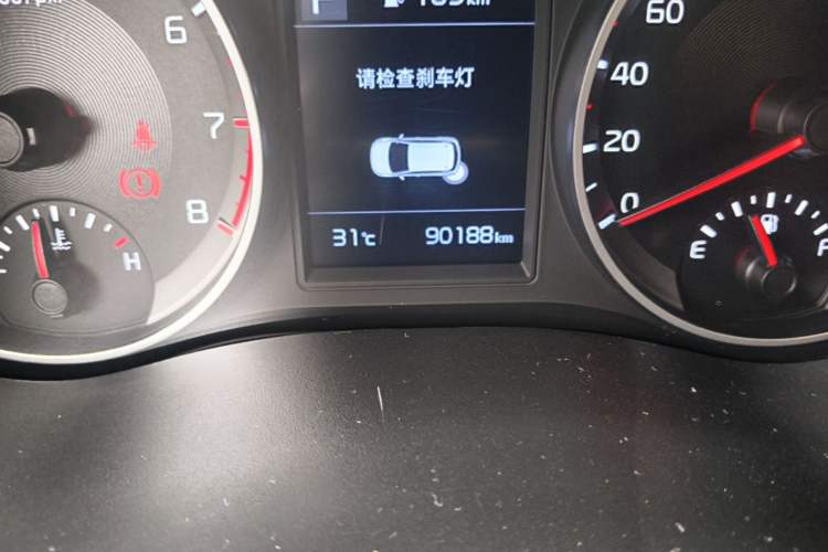 Used Kia kx1 Stonic 2019 1.4L Automatic Fun Edition China VI Odometer Close Up
