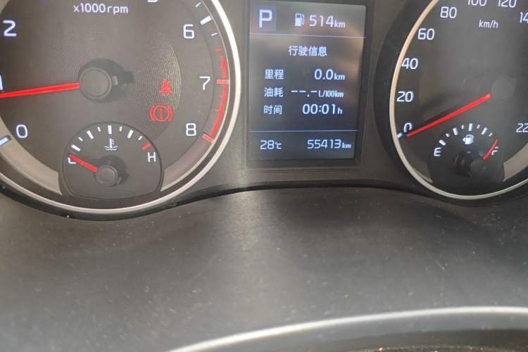 Used Kia kx1 Stonic 2019 1.4L Automatic Fun Edition China VI Odometer Close Up