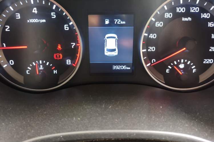 Used Kia kx1 Stonic 2019 1.4L Manual Fun Edition China VI Standard Odometer Close Up