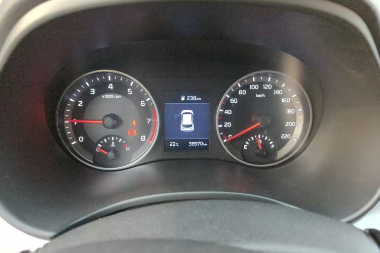 Used Kia kx1 Stonic 2019 1.4L Manual Fun Edition China VI Standard Odometer Close Up