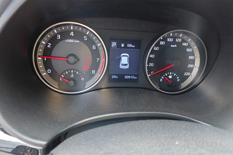 Used Kia kx1 Stonic 2019 1.4L Automatic Fun Edition China V Standard Odometer Close Up