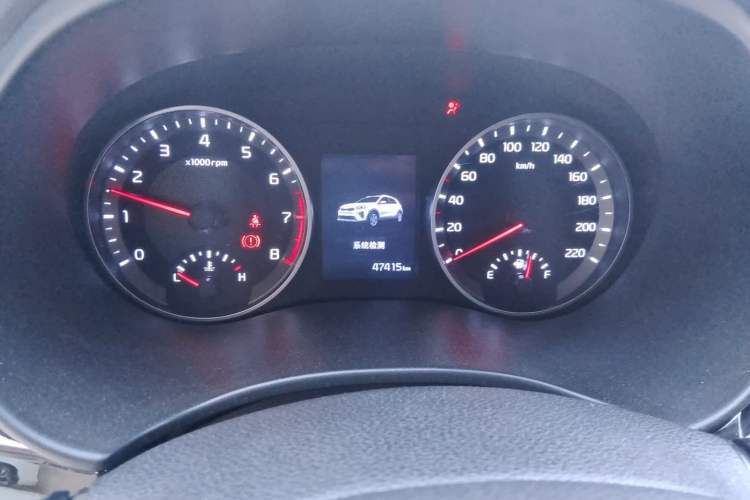 Used Kia kx1 Stonic 2019 1.4L Automatic Sport Edition China VI Odometer Close Up
