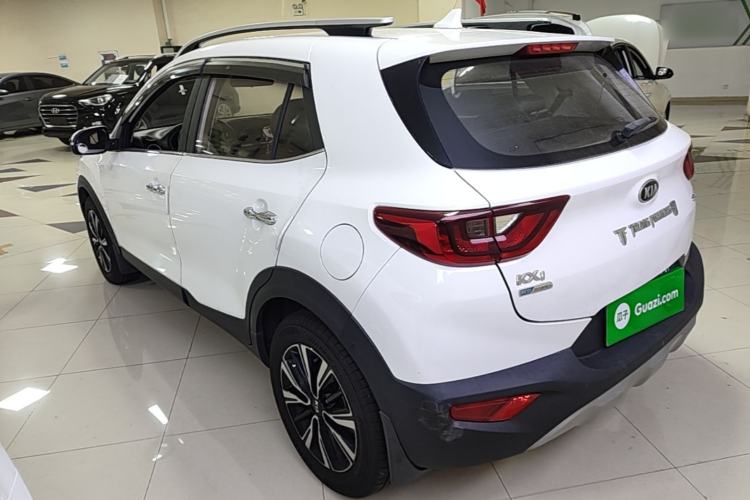 Used Kia kx1 Stonic 2019 1.4L Automatic Fun Edition China VI Rear Left 45 Deg