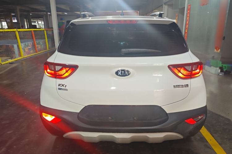 Used Kia kx1 Stonic 2019 1.4L Manual Fun Edition China VI Standard Rear