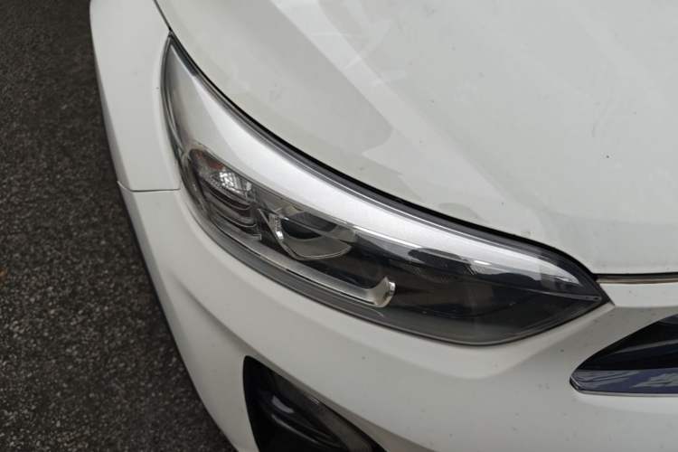 Used Kia kx1 Stonic 2019 1.4L Automatic Fun Edition China VI Right Front Headlight