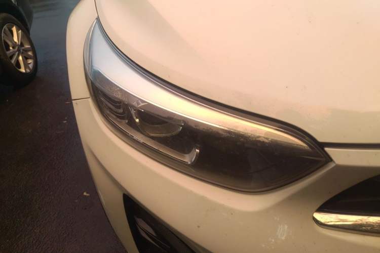 Used Kia kx1 Stonic 2019 1.4L Automatic Fun Edition China VI Right Front Headlight