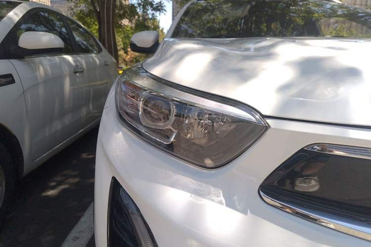 Used Kia kx1 Stonic 2019 1.4L Automatic Fun Edition China VI Right Front Headlight