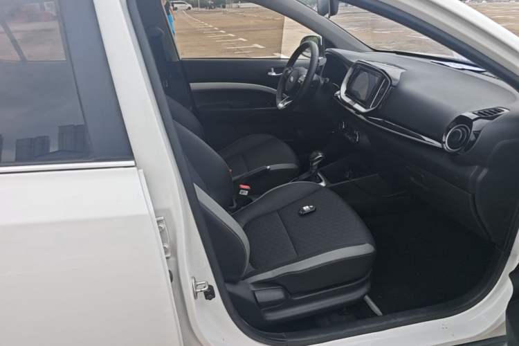 Used Kia kx1 Stonic 2019 1.4L Automatic Fun Edition China V Standard Right Front Seat
