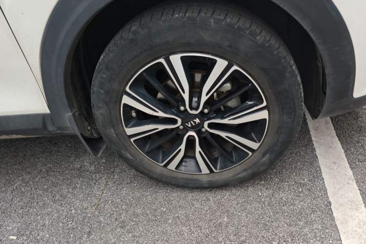 Used Kia kx1 Stonic 2019 1.4L Automatic Fun Edition China V Standard Right Front Wheel Hub
