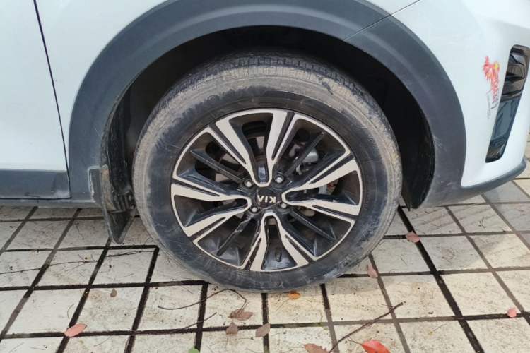 Used Kia kx1 Stonic 2019 1.4L Manual Fun Edition China VI Standard Right Front Wheel Hub