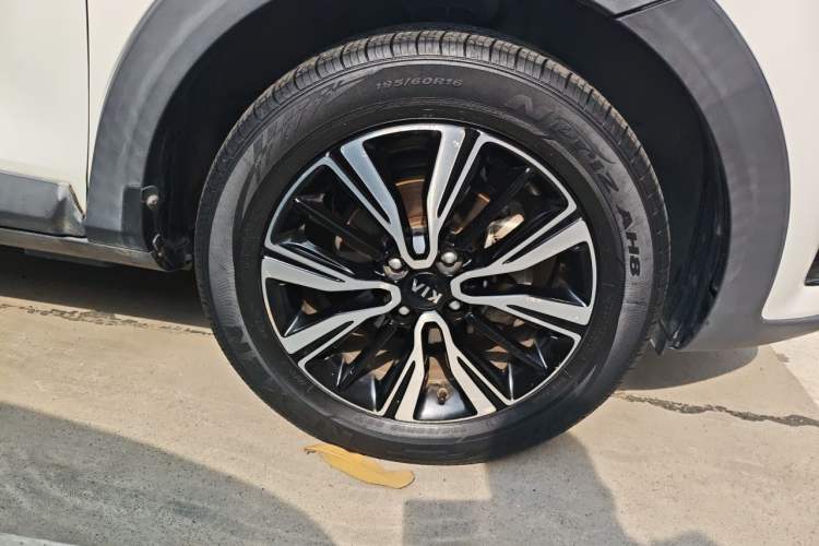 Used Kia kx1 Stonic 2019 1.4L Automatic Fun Edition China V Standard Right Front Wheel Hub