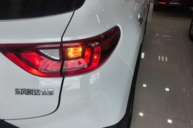 Used Kia kx1 Stonic 2019 1.4L Automatic Sport Edition China VI Right Rear Taillight