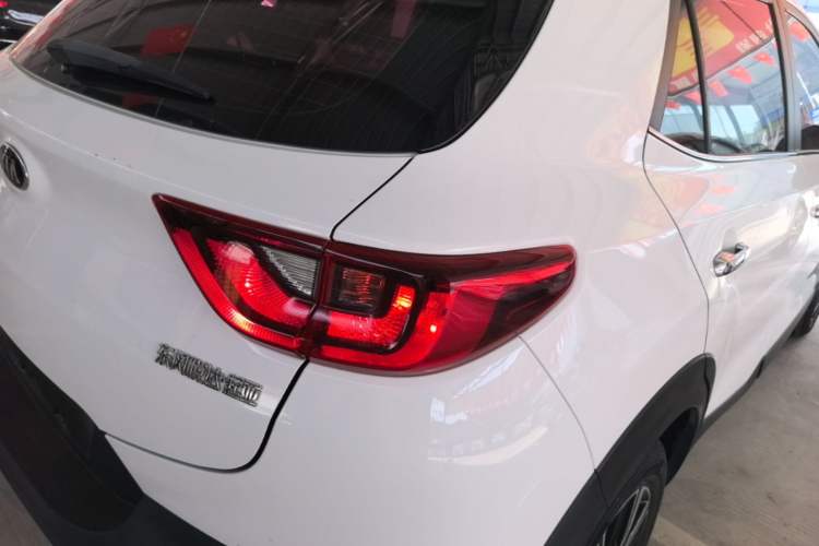 Used Kia kx1 Stonic 2019 1.4L Automatic Fun Edition China VI Right Rear Taillight