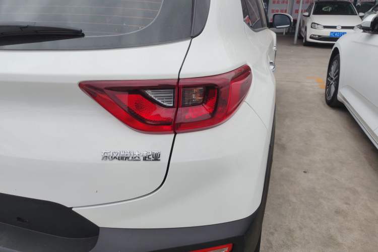 Used Kia kx1 Stonic 2019 1.4L Automatic Sport Edition China VI Right Rear Taillight