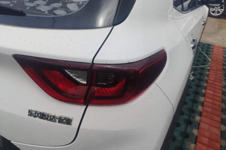 Used Kia kx1 Stonic 2019 1.4L Automatic Sport Edition China VI Right Rear Taillight