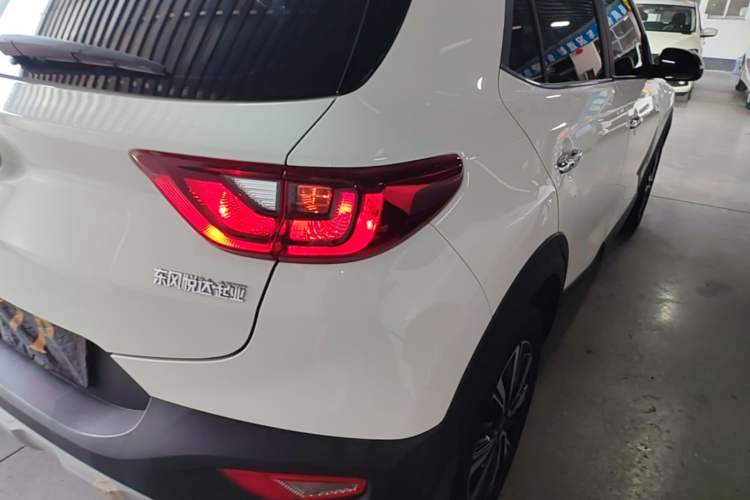 Used Kia kx1 Stonic 2019 1.4L Automatic Fun Edition China VI Right Rear Taillight