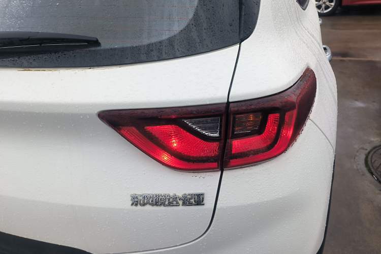 Used Kia kx1 Stonic 2019 1.4L Automatic Fun Edition China V Standard Right Rear Taillight