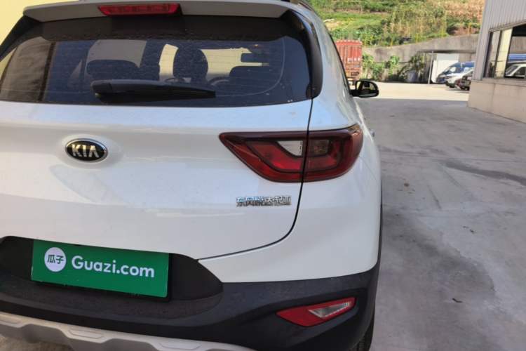 Used Kia kx1 Stonic 2019 1.4L Automatic Fun Edition China VI Right Rear Taillight