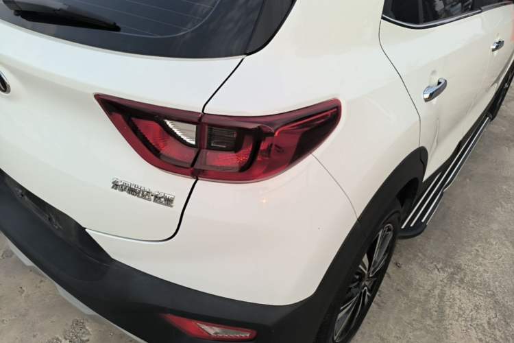 Used Kia kx1 Stonic 2019 1.4L Automatic Fun Edition China VI Right Rear Taillight