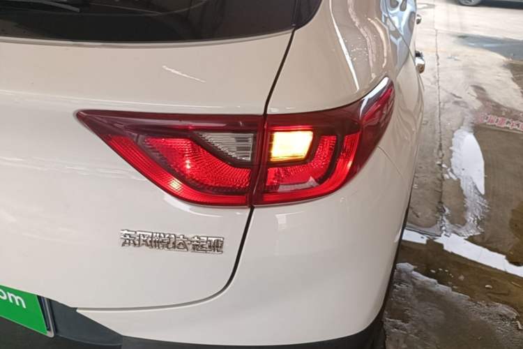 Used Kia kx1 Stonic 2019 1.4L Automatic Sport Edition China VI Right Rear Taillight
