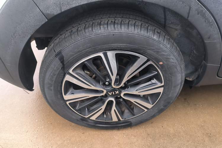 Used Kia kx1 Stonic 2019 1.4L Automatic Fun Edition China V Standard Right Rear Wheel Hub