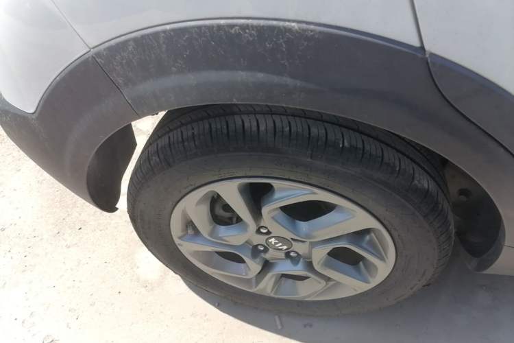 Used Kia kx1 Stonic 2019 1.4L Automatic Fun Edition China V Standard Right Rear Wheel Hub