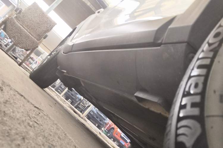 Used Kia kx1 Stonic 2019 1.4L Manual Fun Edition China VI Standard Right Side Sill