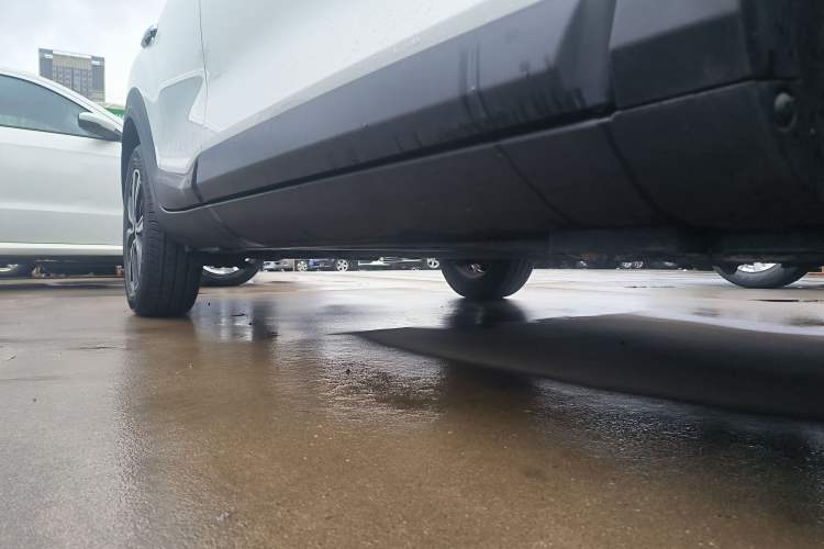 Used Kia kx1 Stonic 2019 1.4L Automatic Fun Edition China V Standard Right Side Sill