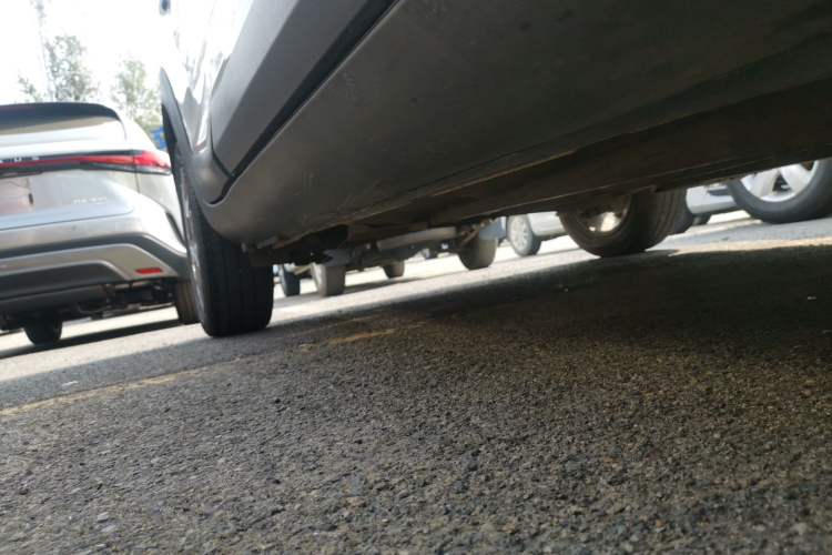 Used Kia kx1 Stonic 2019 1.4L Manual Fun Edition China VI Standard Right Side Sill