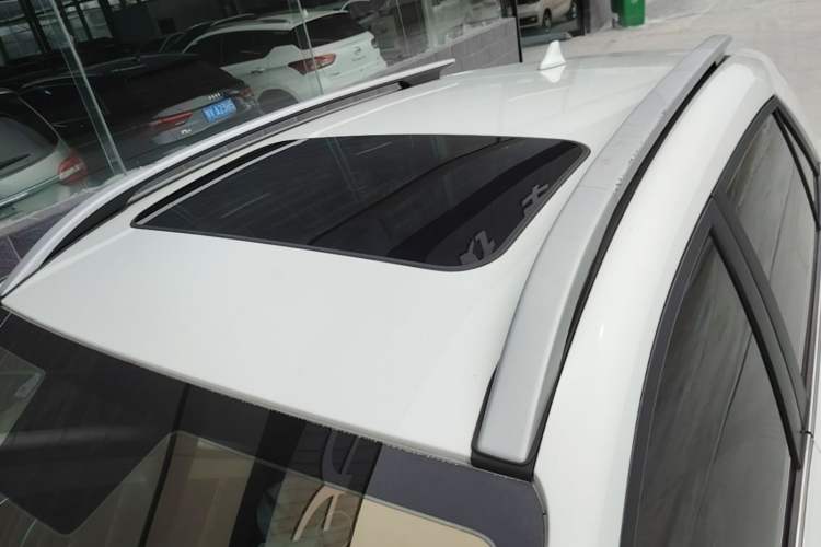 Used Kia kx1 Stonic 2019 1.4L Automatic Sport Edition China VI Roof