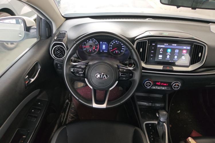 Used Kia kx1 Stonic 2019 1.4L Automatic Fun Edition China VI Steering Wheel