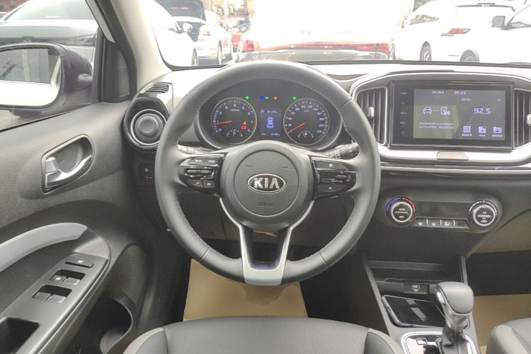 Used Kia kx1 Stonic 2019 1.4L Automatic Fun Edition China VI Steering Wheel