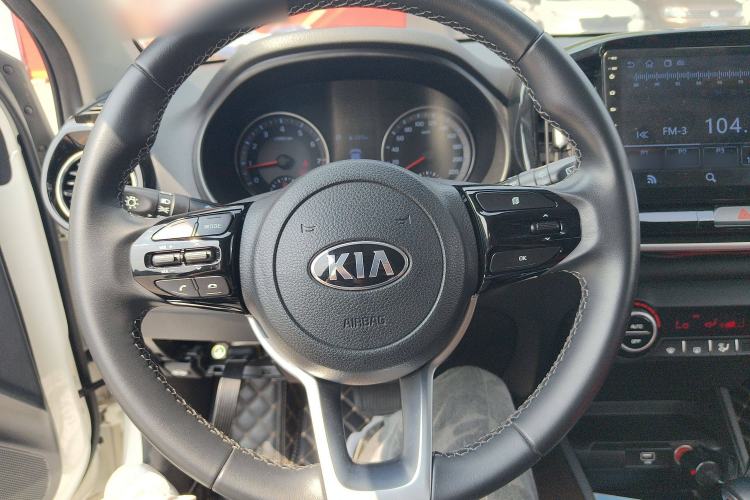 Used Kia kx1 Stonic 2019 1.4L Automatic Fun Edition China VI Steering Wheel