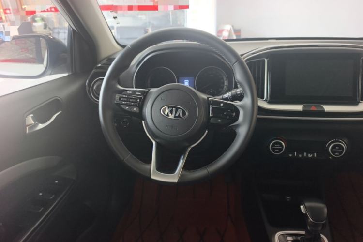Used Kia kx1 Stonic 2019 1.4L Automatic Sport Edition China VI Steering Wheel