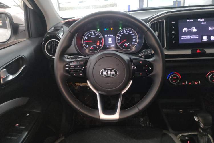 Used Kia kx1 Stonic 2019 1.4L Automatic Fun Edition China V Standard Steering Wheel