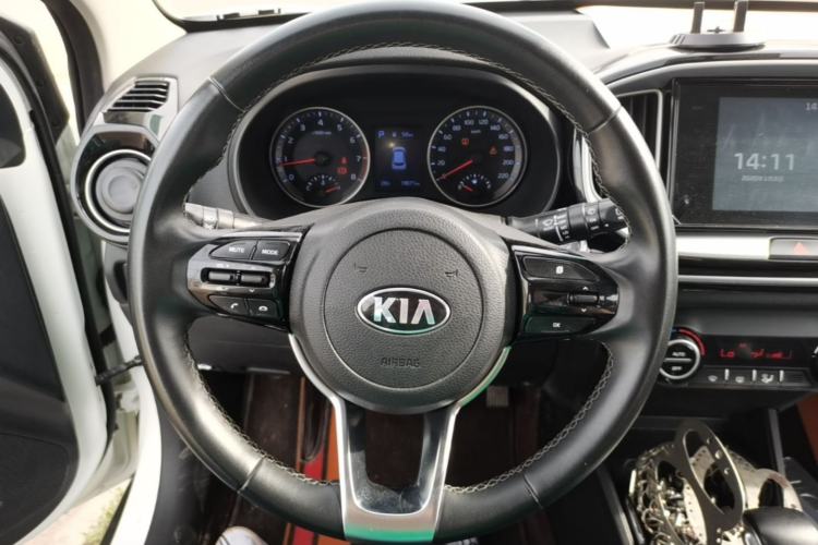 Used Kia kx1 Stonic 2019 1.4L Automatic Fun Edition China VI Steering Wheel