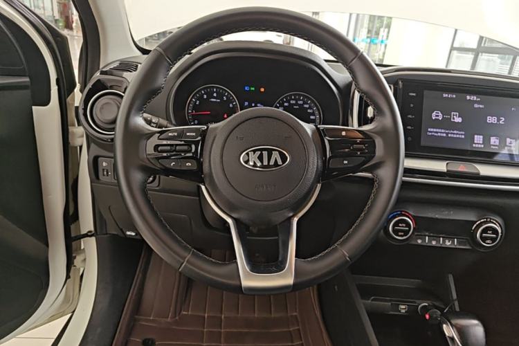 Used Kia kx1 Stonic 2019 1.4L Automatic Fun Edition China VI Steering Wheel