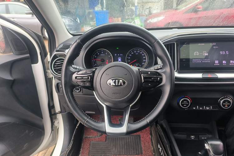 Used Kia kx1 Stonic 2019 1.4L Automatic Fun Edition China V Standard Steering Wheel