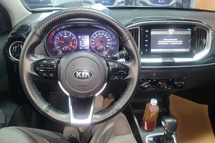 Used Kia kx1 Stonic 2019 1.4L Automatic Fun Edition China VI Steering Wheel