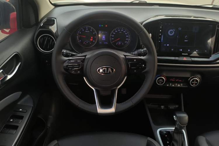 Used Kia kx1 Stonic 2019 1.4L Automatic Fun Edition China VI Steering Wheel
