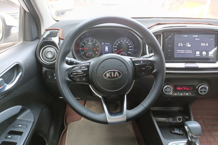 Used Kia kx1 Stonic 2019 1.4L Automatic Fun Edition China VI Steering Wheel
