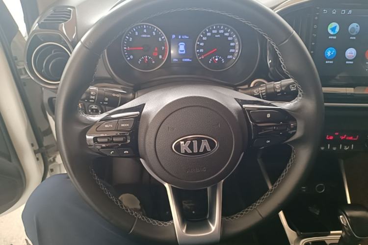 Used Kia kx1 Stonic 2019 1.4L Automatic Sport Edition China VI Steering Wheel