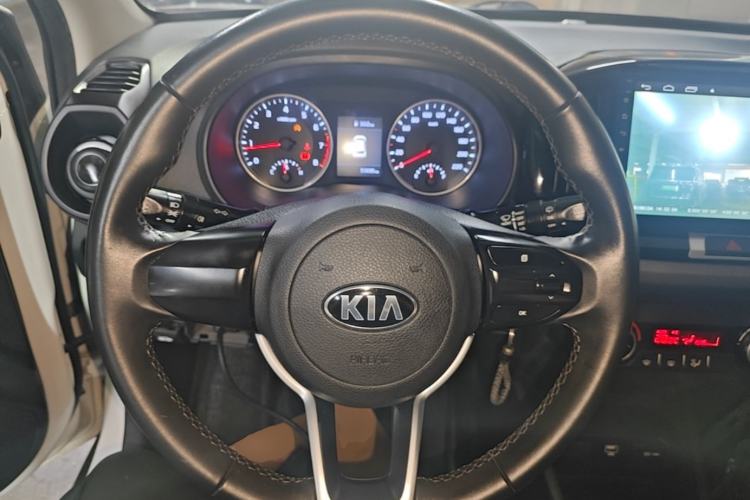 Used Kia kx1 Stonic 2019 1.4L Manual Fun Edition China VI Standard Steering Wheel
