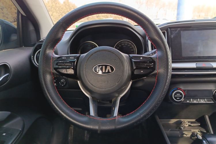 Used Kia kx1 Stonic 2019 1.4L Automatic Fun Edition China VI Steering Wheel