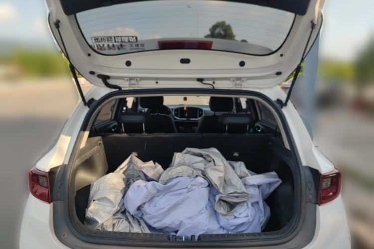 Used Kia kx1 Stonic 2019 1.4L Automatic Fun Edition China VI Trunk