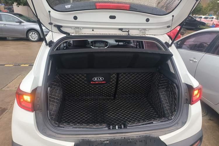 Used Kia kx1 Stonic 2019 1.4L Automatic Fun Edition China V Standard Trunk