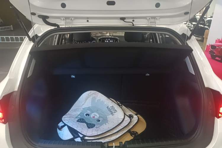 Used Kia kx1 Stonic 2019 1.4L Automatic Fun Edition China V Standard Trunk