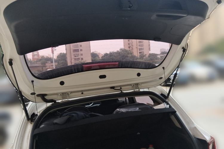 Used Kia kx1 Stonic 2019 1.4L Automatic Sport Edition China VI Trunk