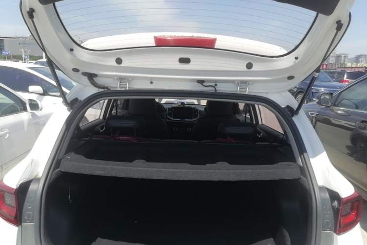 Used Kia kx1 Stonic 2019 1.4L Automatic Fun Edition China V Standard Trunk